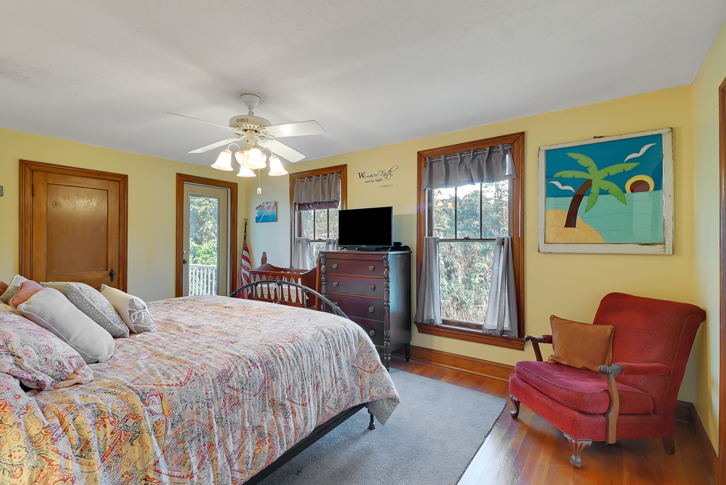 Yalaha, Florida, 34797, United States, 5 Bedrooms Bedrooms, ,4 BathroomsBathrooms,Residential,For Sale,1975837