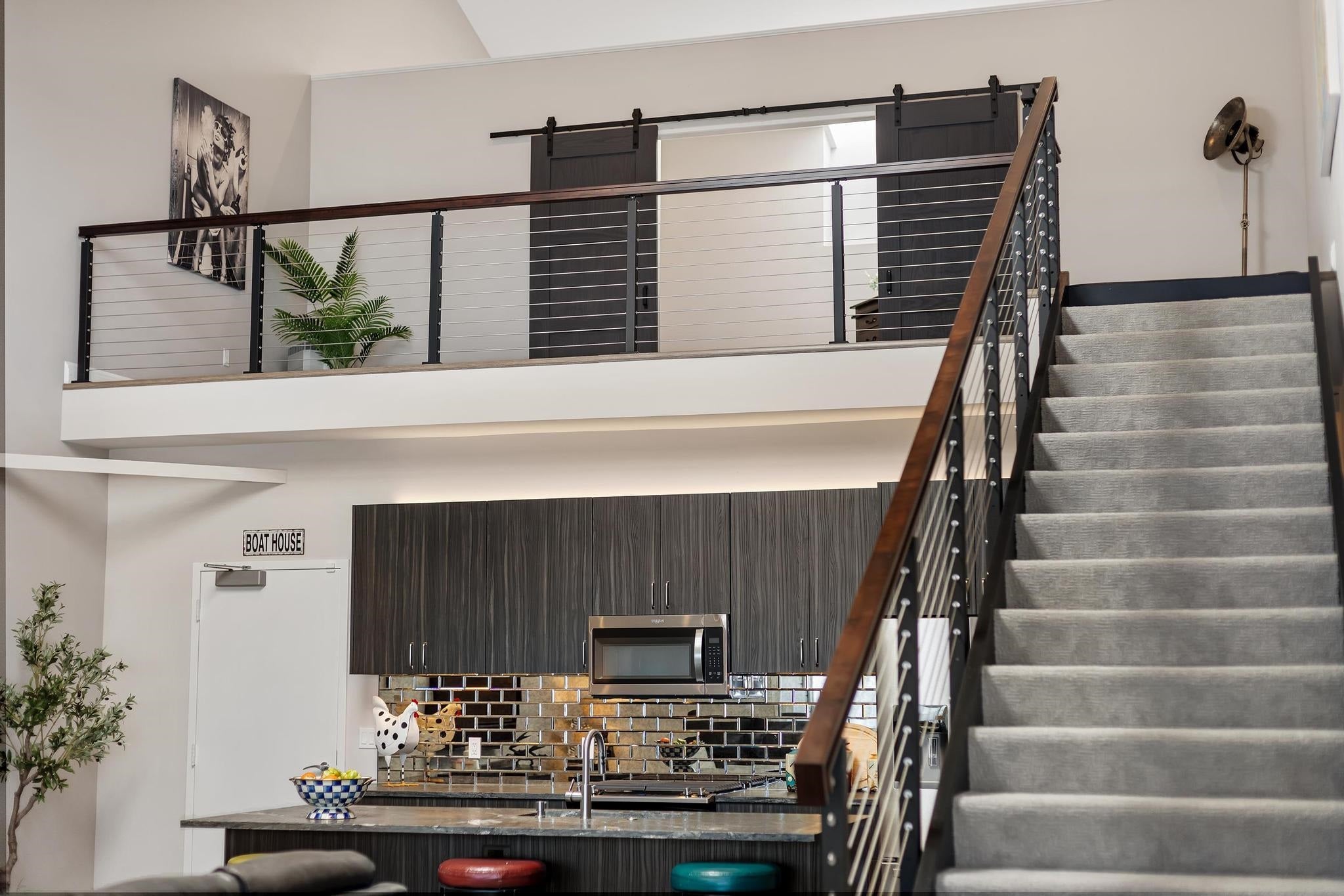 Harrison Twp, Michigan, 48045, United States, 2 Bedrooms Bedrooms, ,3 BathroomsBathrooms,Residential,For Sale,1979598