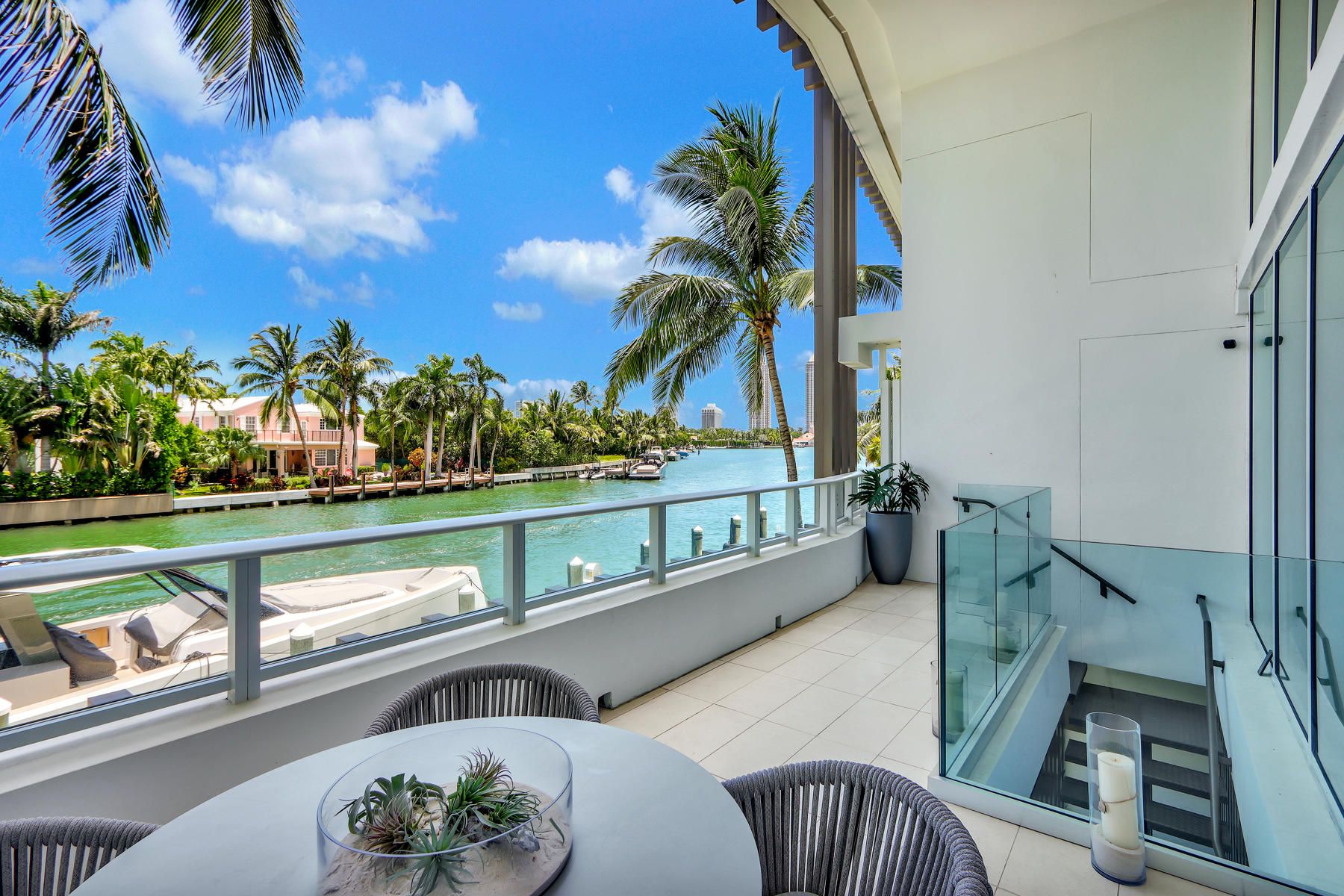  4701 N Meridian Ave, Miami Beach, FL, 33140 - 物件實景