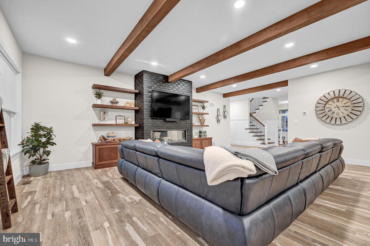 705 Oxford Drive Unit 39, York, Pennsylvania, 17406, United States, 4 Bedrooms Bedrooms, ,5 BathroomsBathrooms,Residential,For Sale,705 Oxford Drive Unit 39,1628330