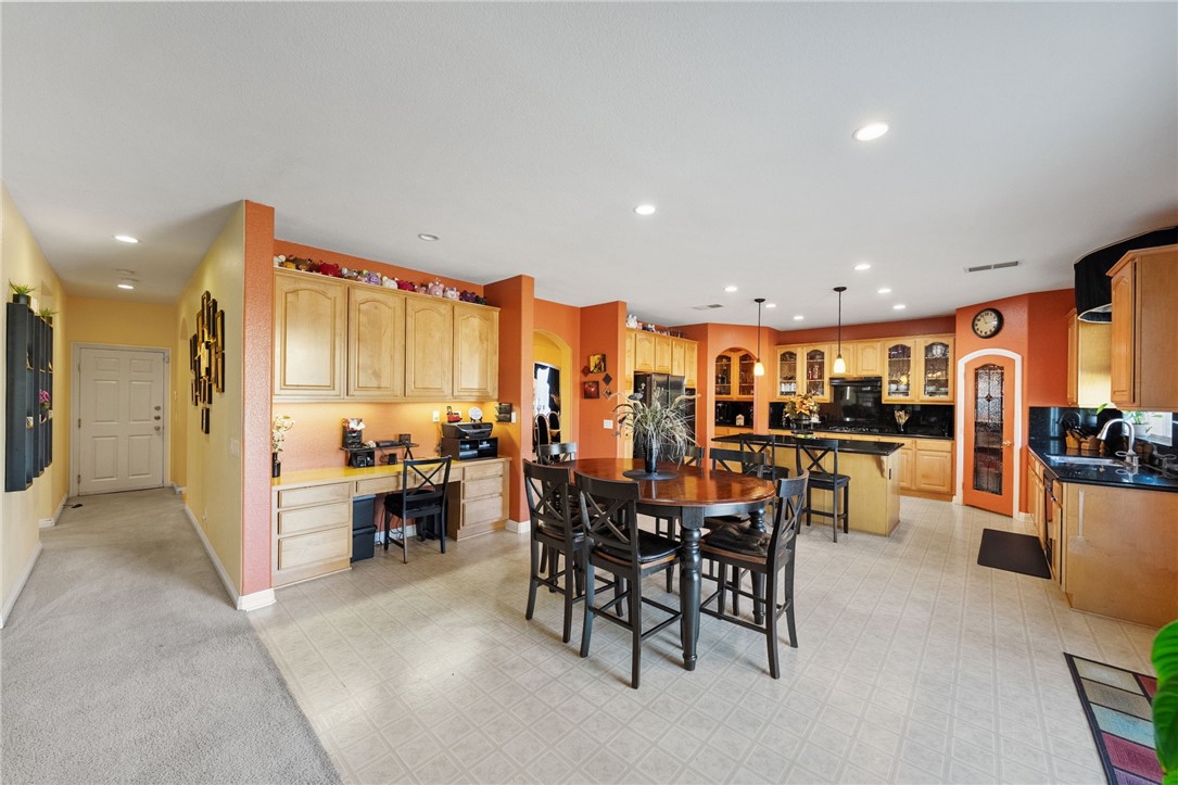 Eastvale, California, 91752, United States, 5 Bedrooms Bedrooms, ,5 BathroomsBathrooms,Residential,For Sale,1995400