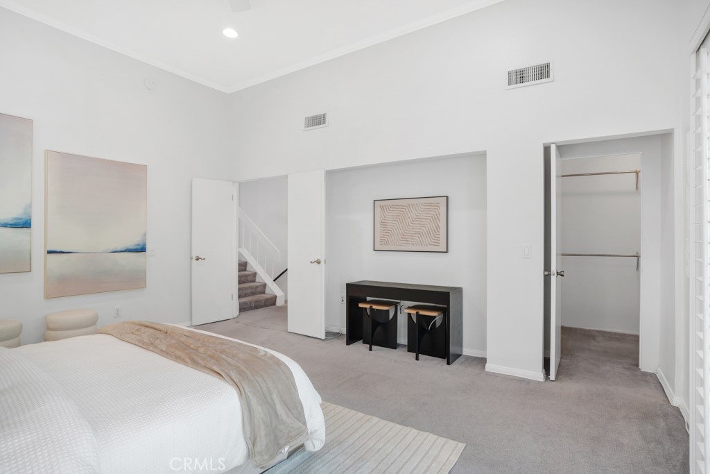 Woodland Hills, California, 91367, United States, 2 Bedrooms Bedrooms, ,3 BathroomsBathrooms,Residential,For Sale,1920124