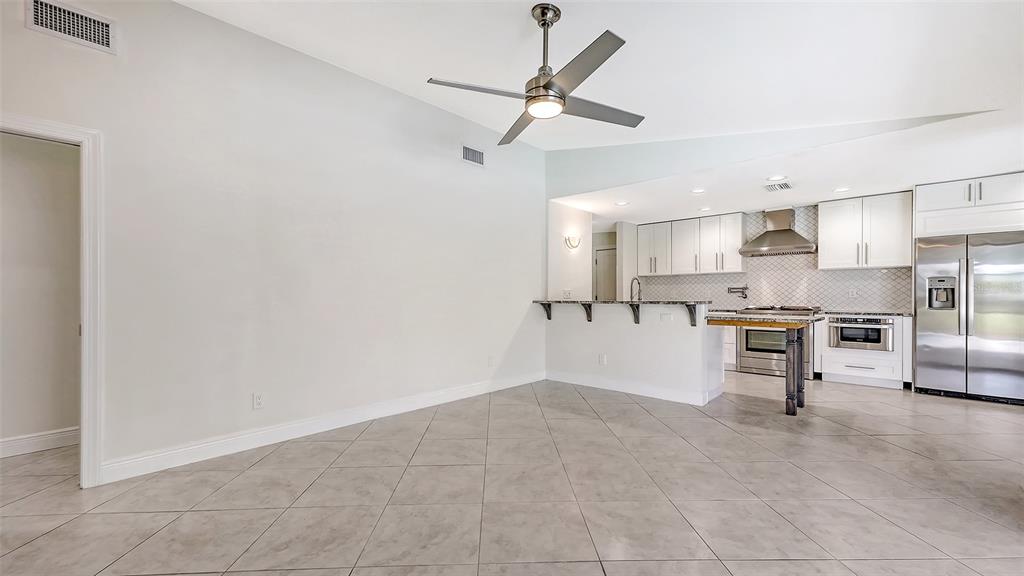 Sarasota, Florida, 34235, United States, 4 Bedrooms Bedrooms, ,3 BathroomsBathrooms,Residential,For Sale,1903701