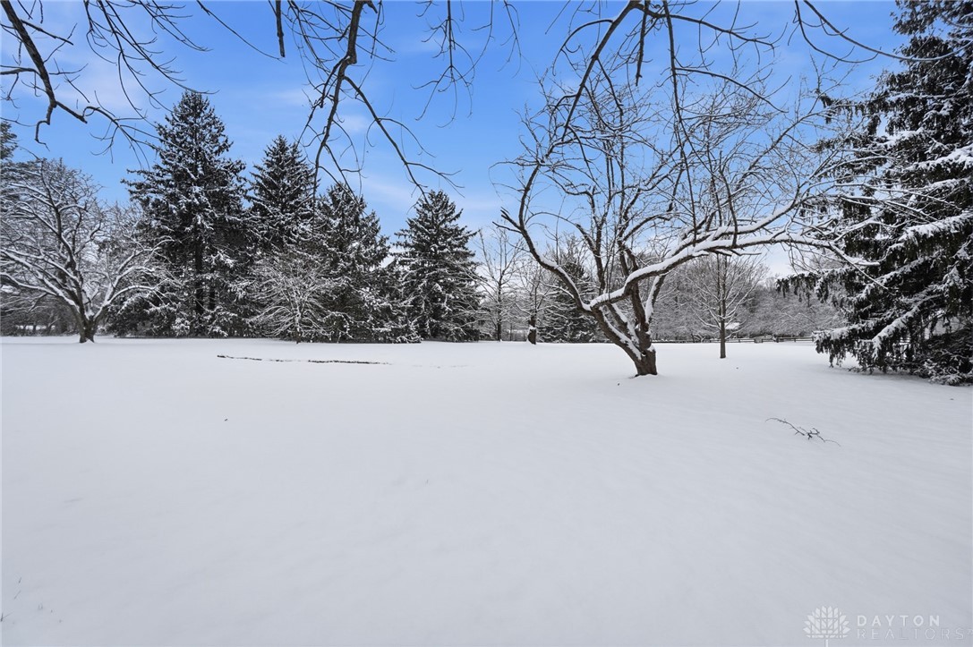 Bellbrook, Ohio, 45305, United States, 3 Bedrooms Bedrooms, ,2 BathroomsBathrooms,Residential,For Sale,2001982