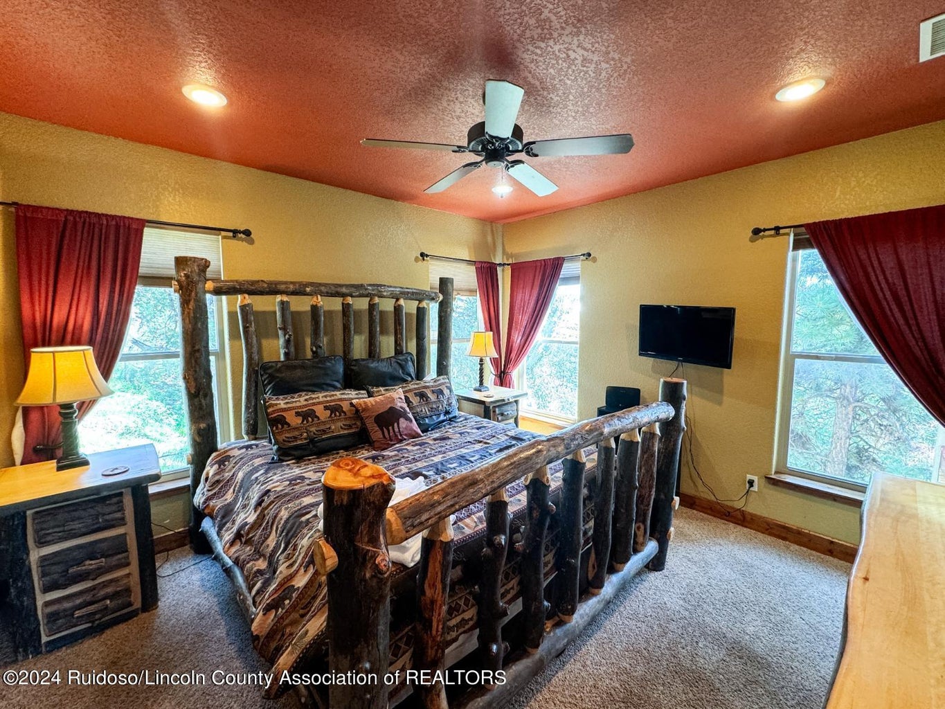 105 Abbey Place, Ruidoso, New Mexico, 88345, United States, 4 Bedrooms Bedrooms, ,5 BathroomsBathrooms,Residential,For Sale,105 Abbey Place,1628015