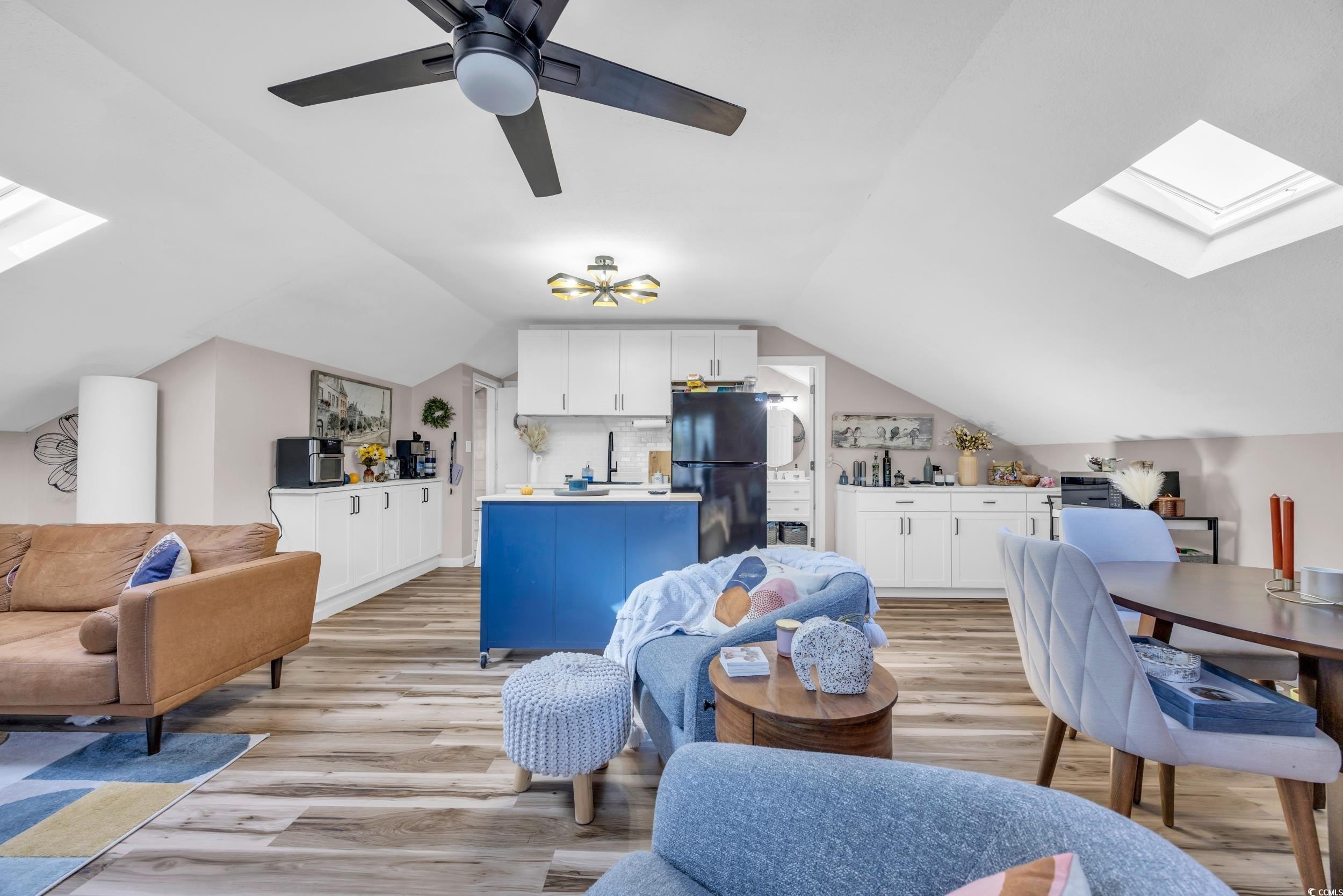 North Myrtle Beach, South Carolina, 29582, United States, 4 Bedrooms Bedrooms, ,4 BathroomsBathrooms,Residential,For Sale,1975864