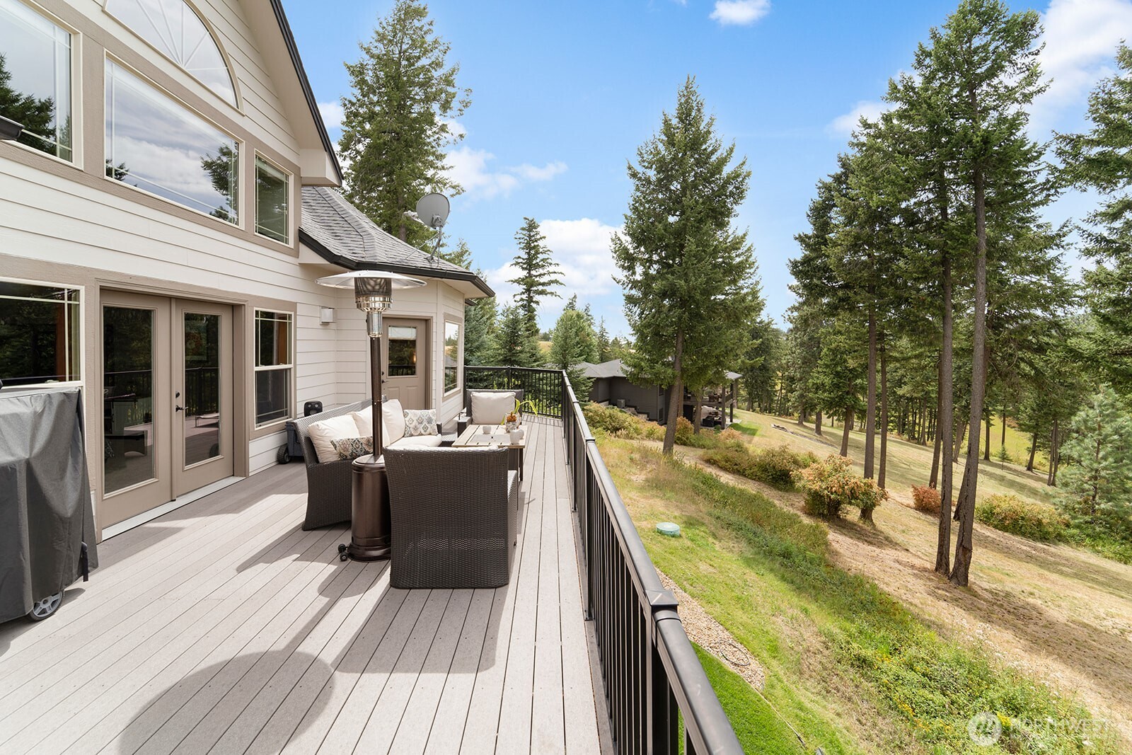 Spokane, Washington, 99208, United States, 5 Bedrooms Bedrooms, ,4 BathroomsBathrooms,Residential,For Sale,1975887