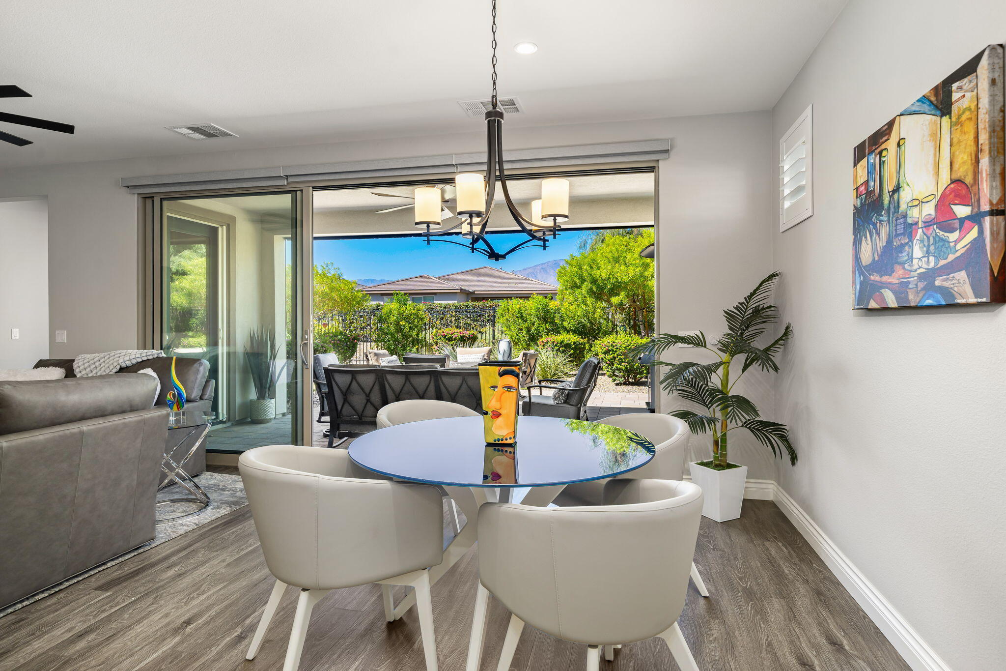 Indio, California, 92201, United States, 2 Bedrooms Bedrooms, ,2 BathroomsBathrooms,Residential,For Sale,1906875