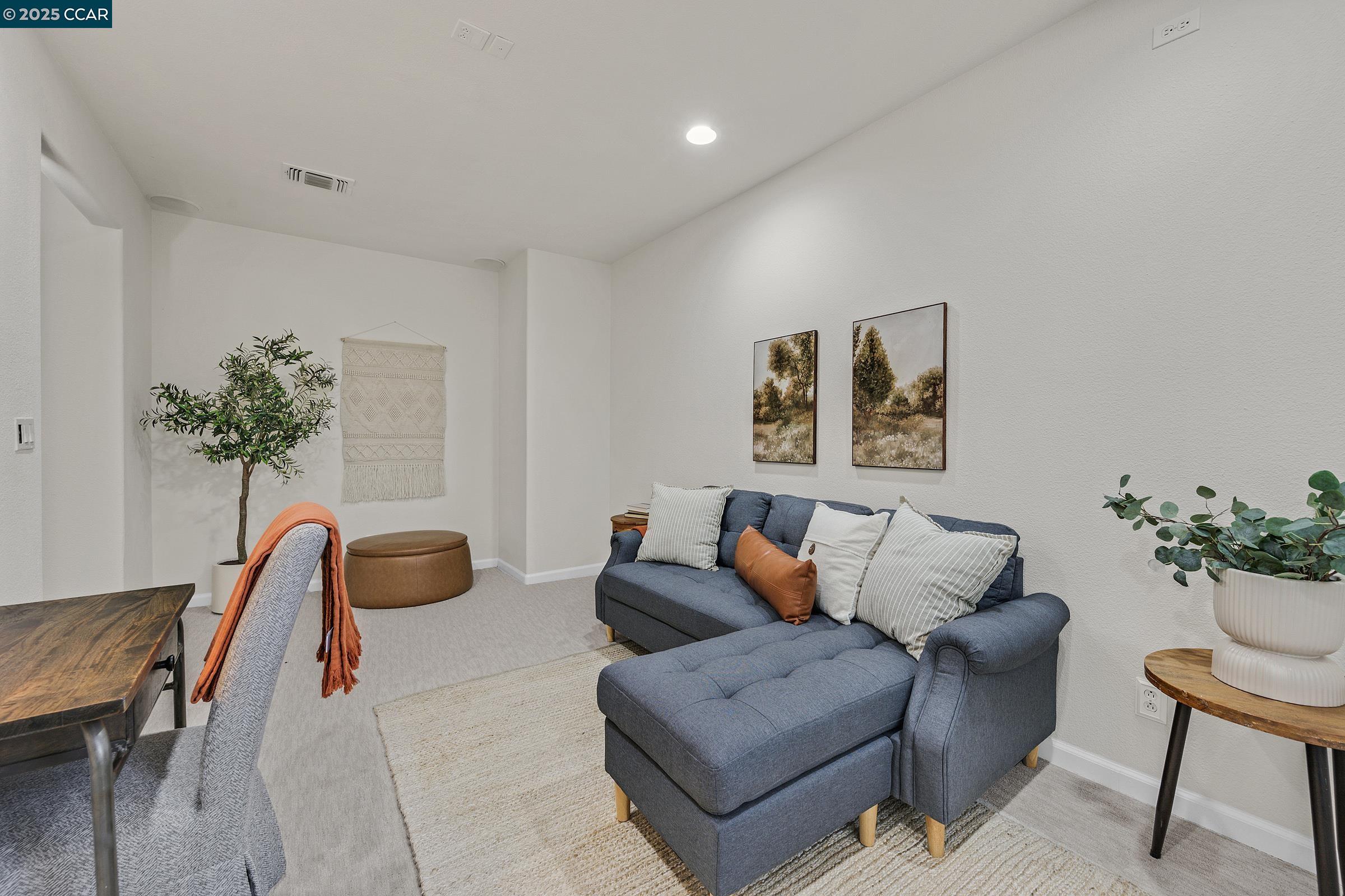 Danville, California, 94506, United States, 5 Bedrooms Bedrooms, ,2 BathroomsBathrooms,Residential,For Sale,1987556