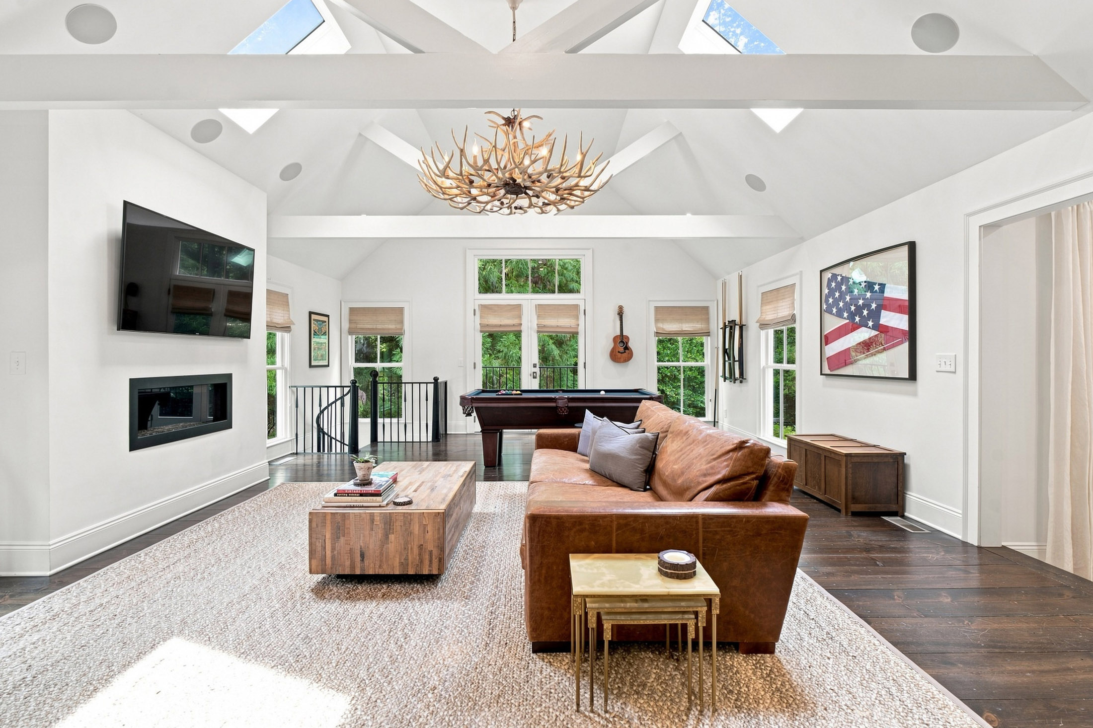  Thoughtfully Designed and Renovated Home in Londonberry Estates - 物件實景