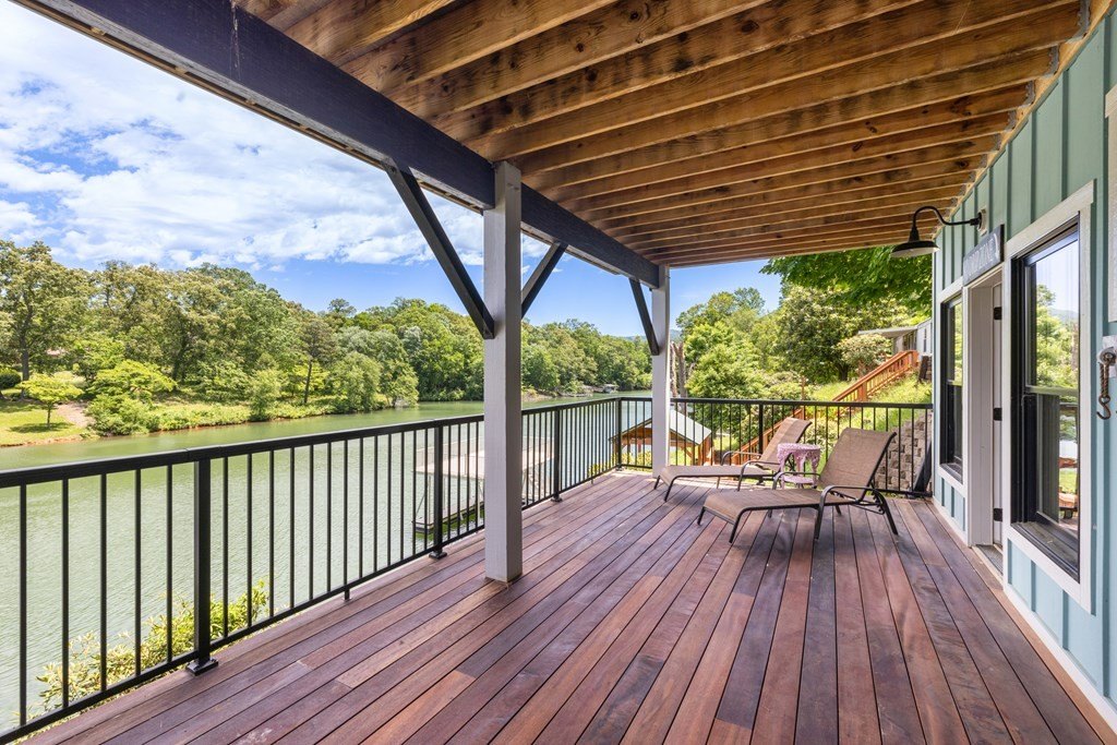 Hayesville, North Carolina, 28904, United States, 3 Bedrooms Bedrooms, ,4 BathroomsBathrooms,Residential,For Sale,1831924