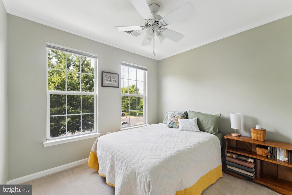 Round Hill, Virginia, 20141, United States, 4 Bedrooms Bedrooms, ,3 BathroomsBathrooms,Residential,For Sale,1944967
