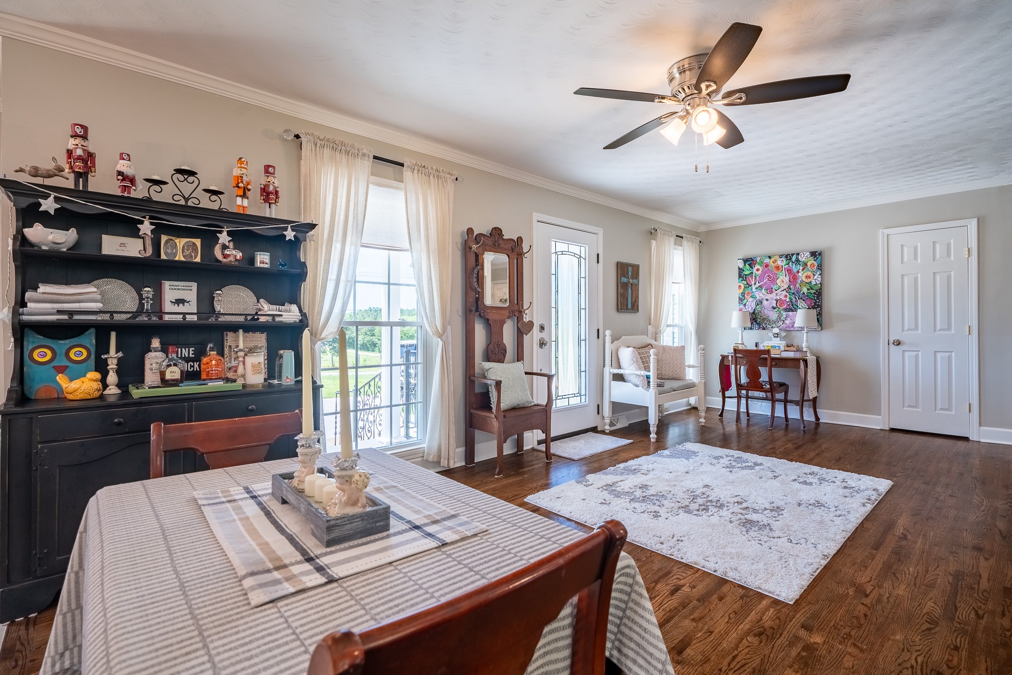 Lawrenceburg, Tennessee, 38464, United States, 3 Bedrooms Bedrooms, ,2 BathroomsBathrooms,Residential,For Sale,1828179