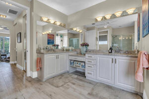 Boynton Beach, Florida, 33437, United States, 3 Bedrooms Bedrooms, ,2 BathroomsBathrooms,Residential,For Sale,1984262