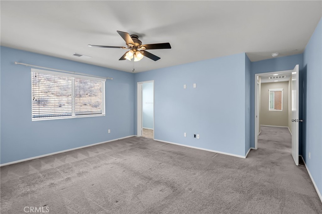 Lake Elsinore, California, 92532, United States, 4 Bedrooms Bedrooms, ,3 BathroomsBathrooms,Residential,For Sale,1955180