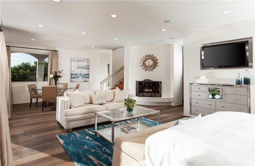 Corona del Mar, California, 92625, United States, 4 Bedrooms Bedrooms, ,4 BathroomsBathrooms,Residential,For Sale,1874360