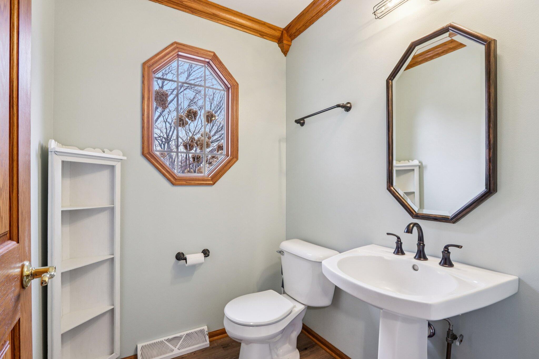 Muskego, Wisconsin, 53150, United States, 3 Bedrooms Bedrooms, ,3 BathroomsBathrooms,Residential,For Sale,2007813