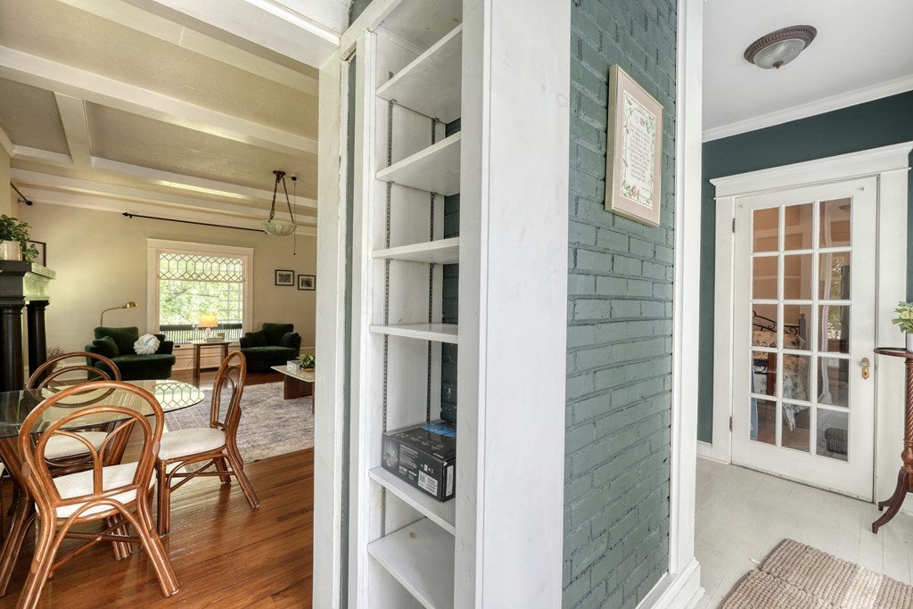 Andrews, North Carolina, 28901, United States, 5 Bedrooms Bedrooms, ,4 BathroomsBathrooms,Residential,For Sale,1912195