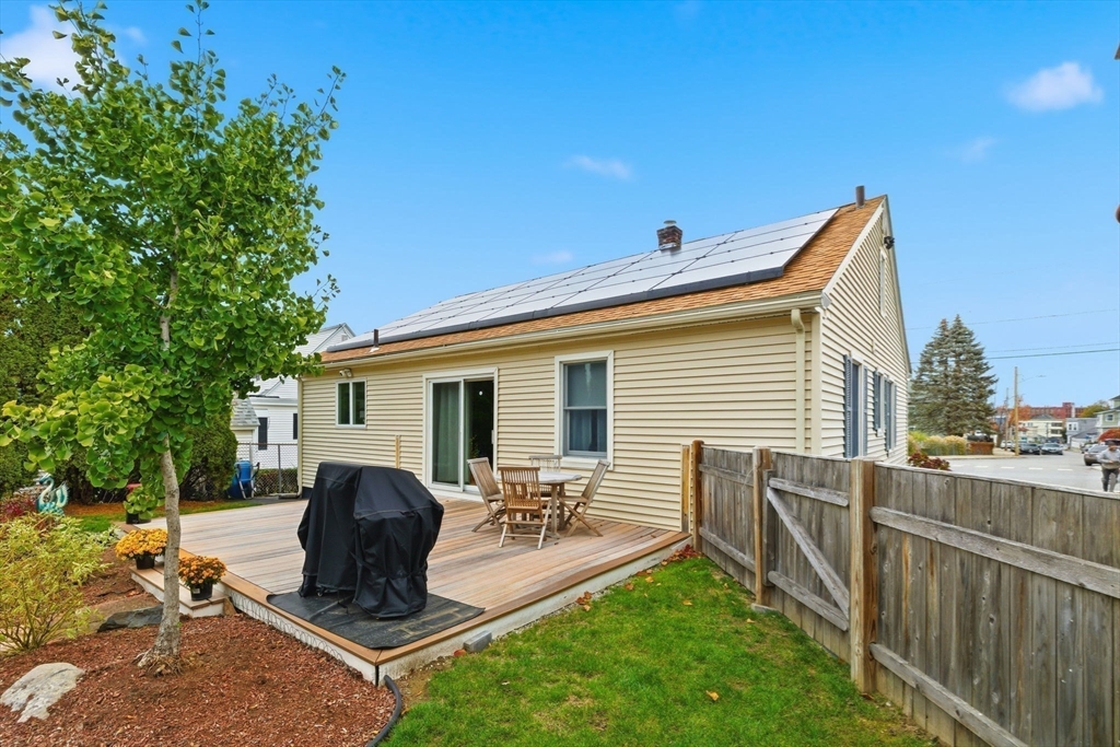 Lawrence, Massachusetts, 01843, United States, 3 Bedrooms Bedrooms, ,1 BathroomBathrooms,Residential,For Sale,1974061