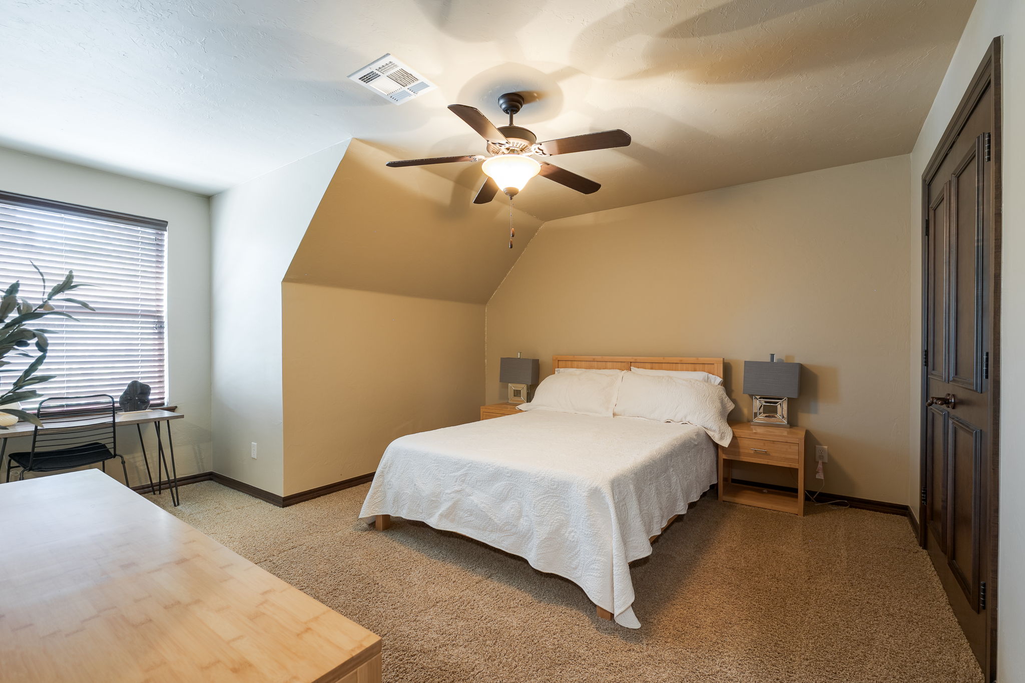  2688 La Belle Rue, Edmond, OK 73034 - 物件實景