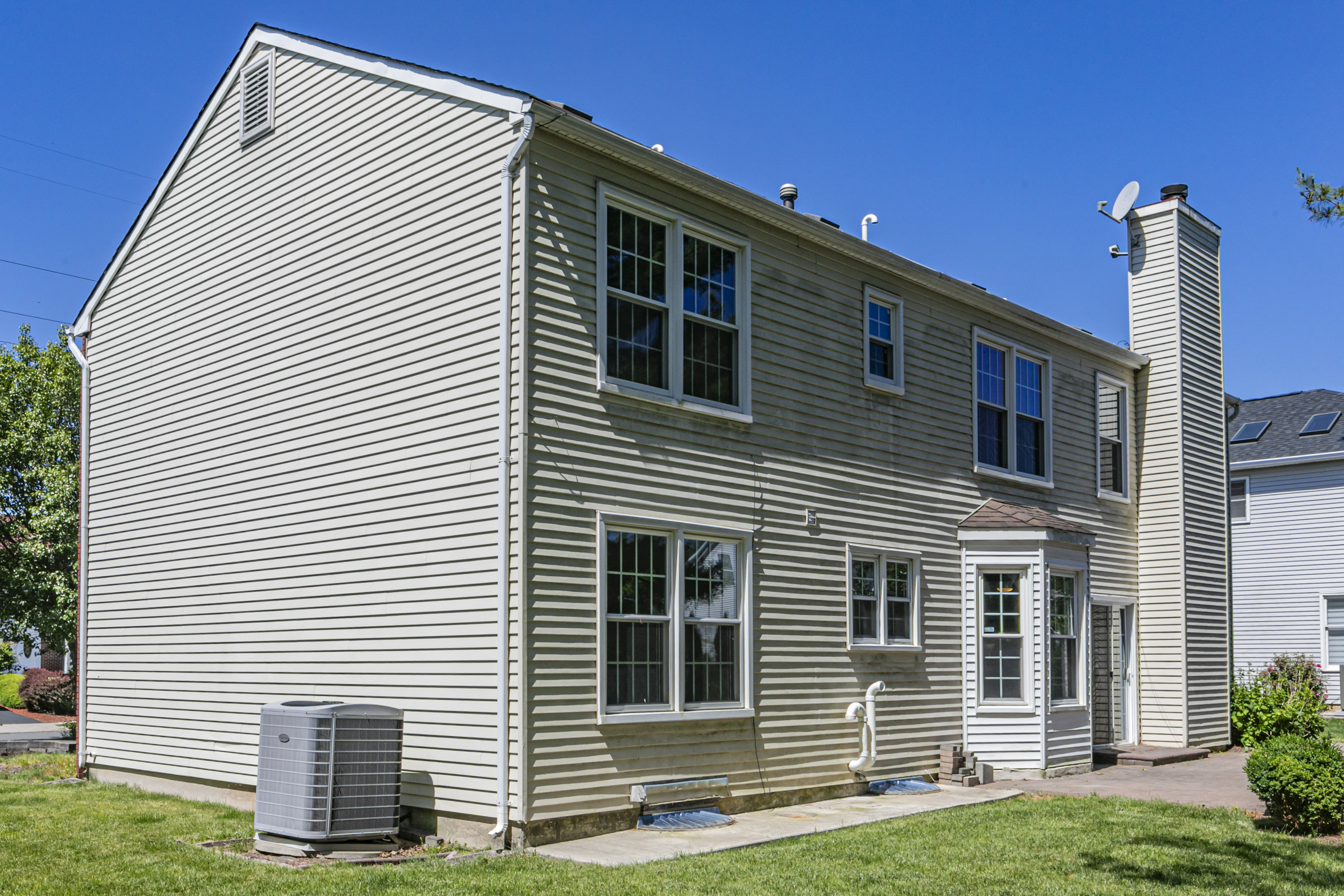  A Spacious North Brunswick Home Near a Planned Future Transit Hub - 物件實景