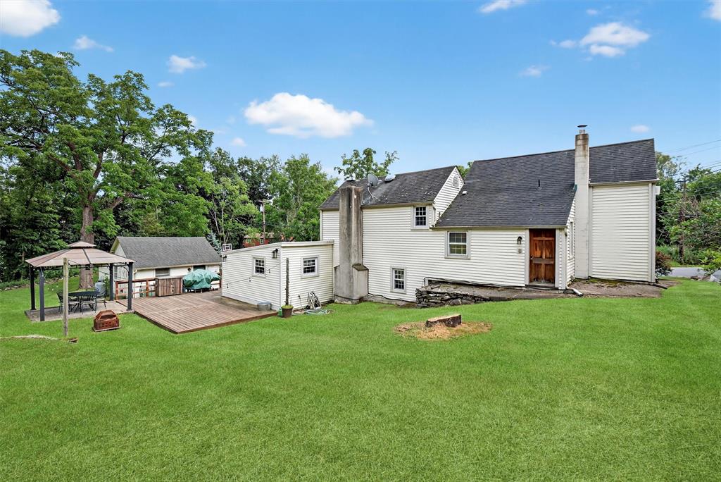 Chester, New York, 10918, United States, 3 Bedrooms Bedrooms, ,2 BathroomsBathrooms,Residential,For Sale,1975527