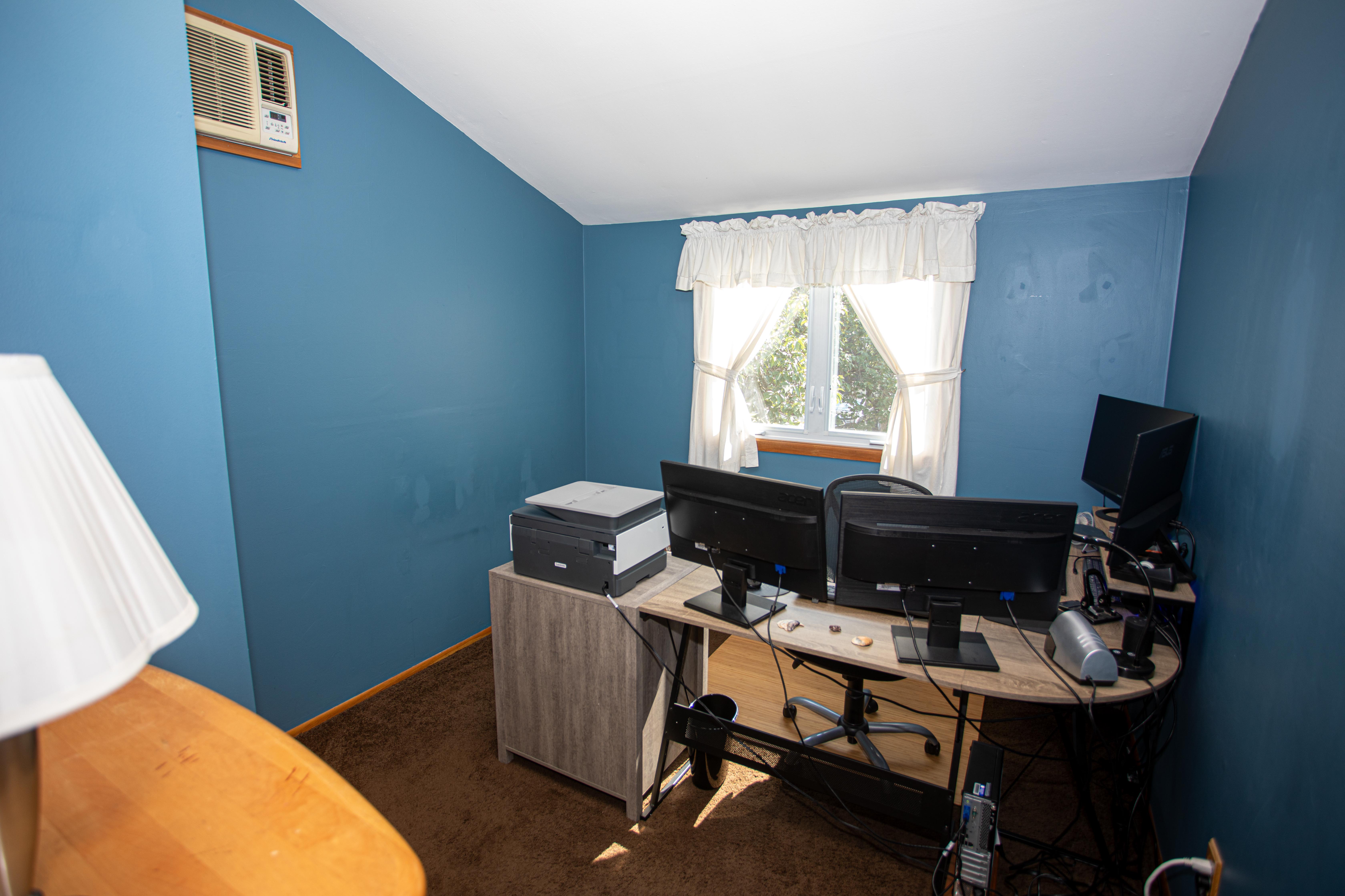 Parlin, New Jersey, 08859, United States, 3 Bedrooms Bedrooms, ,2 BathroomsBathrooms,Residential,For Sale,1915200