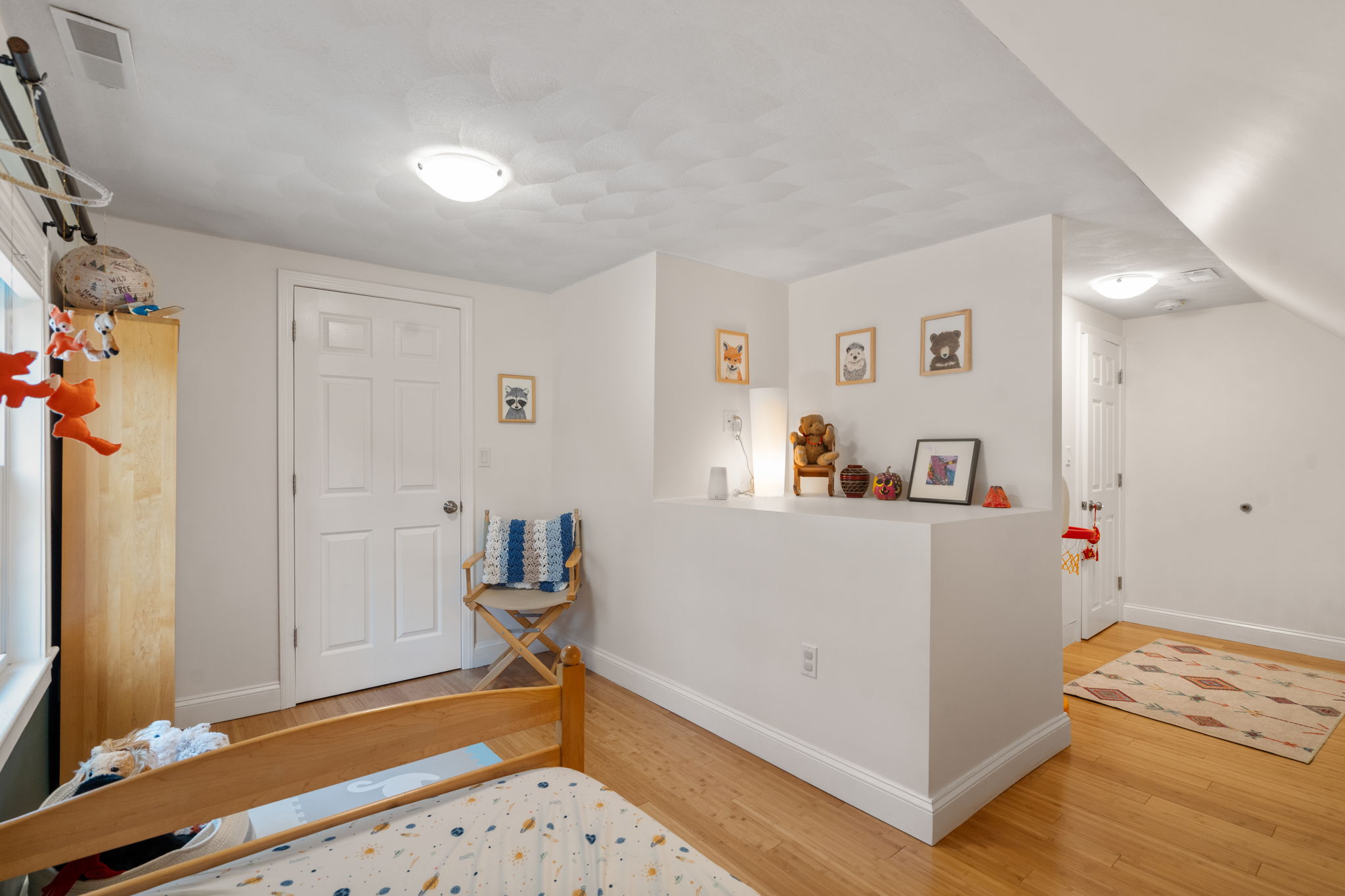  46 Macarthur Road, Stoneham, MA, 02180 - 物件實景