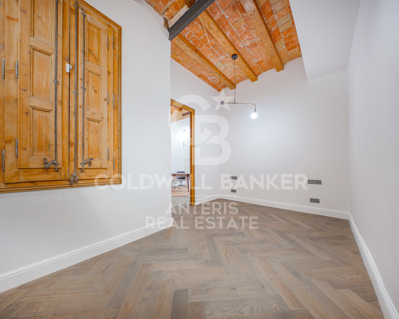 Barcelona, Catalonia, ES, 2 Bedrooms Bedrooms, ,2 BathroomsBathrooms,Residential,For Sale,1932688