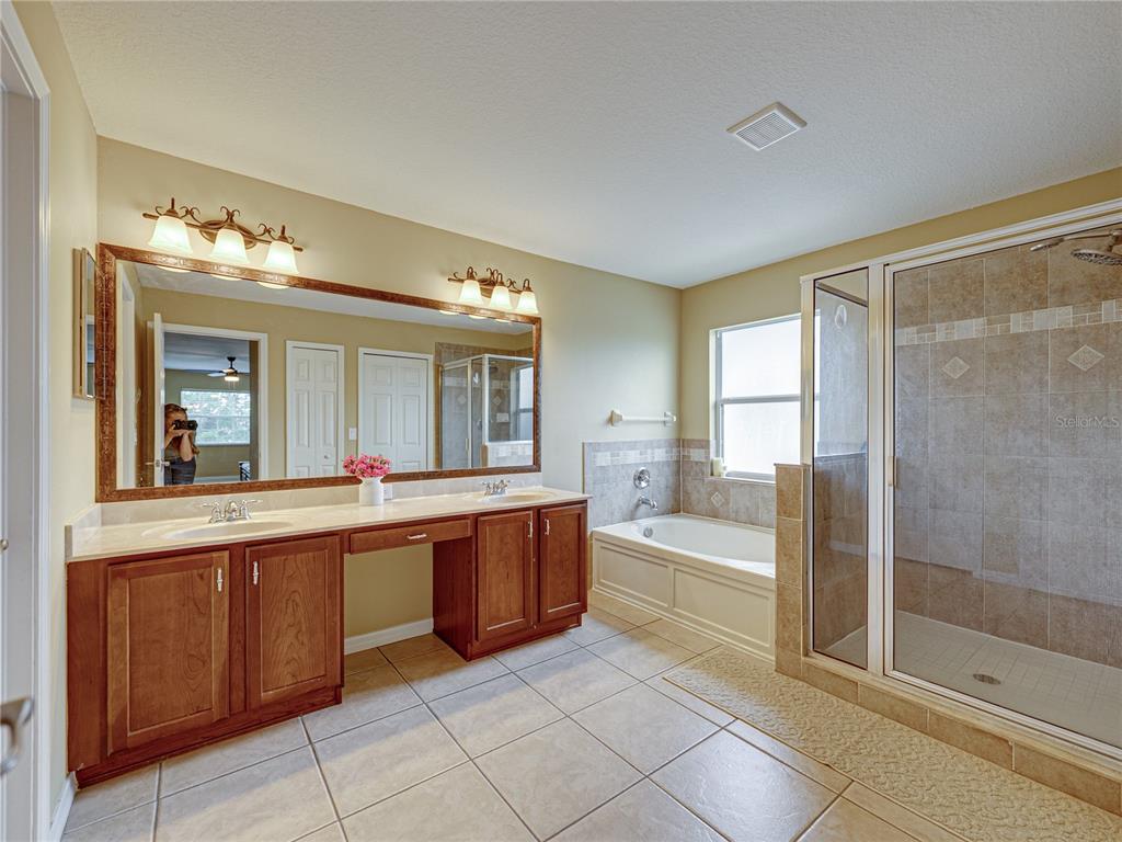 Riverview, Florida, 33579, United States, 6 Bedrooms Bedrooms, ,3 BathroomsBathrooms,Residential,For Sale,1762095