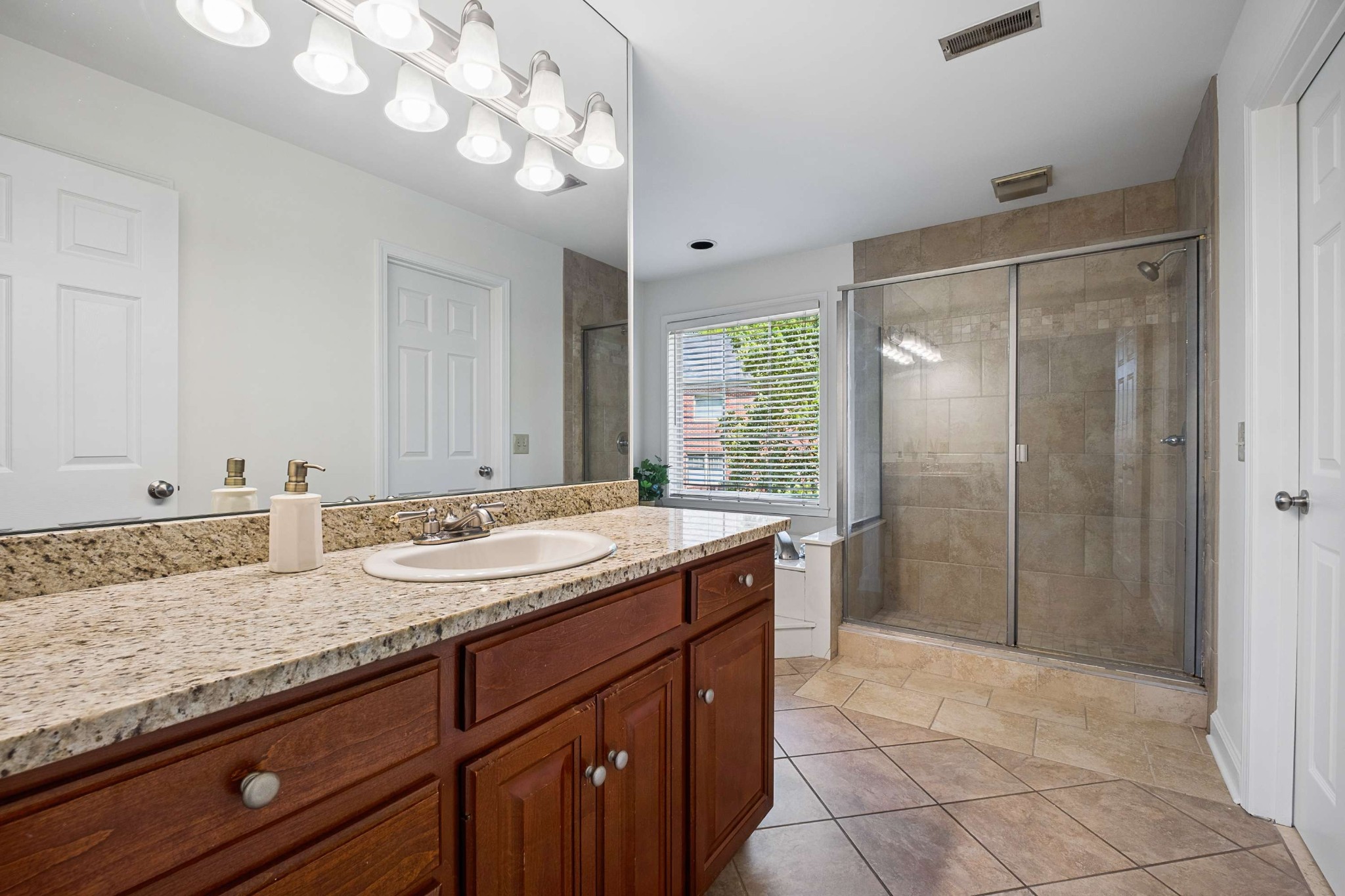  1570 Woodberry Ct, Brentwood, TN, 37027 - 物件實景