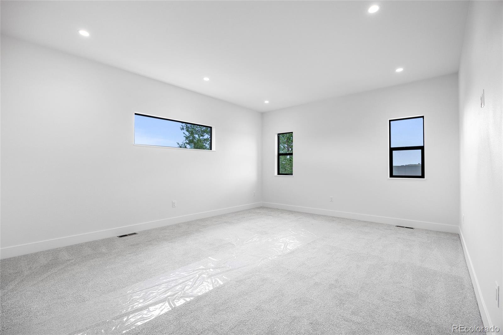 Denver, Colorado, 80214, United States, 3 Bedrooms Bedrooms, ,4 BathroomsBathrooms,Residential,For Sale,1890753