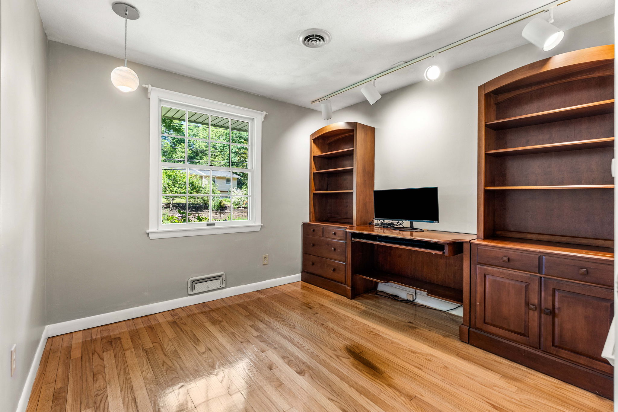  12 Catherine Dr, Peabody, MA, 01960 - 物件實景