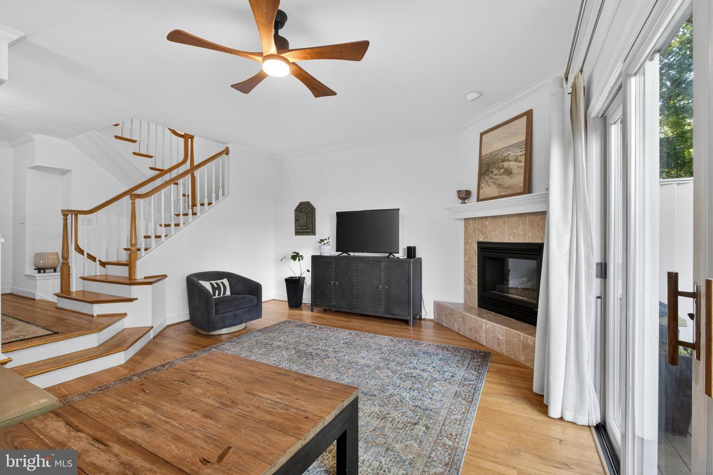 WILMINGTON, Delaware, 19806, United States, 4 Bedrooms Bedrooms, ,4 BathroomsBathrooms,Residential,For Sale,2048566