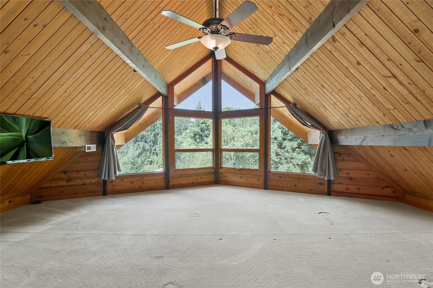 Kalama, Washington, 98625, United States, 3 Bedrooms Bedrooms, ,3 BathroomsBathrooms,Residential,For Sale,1986549