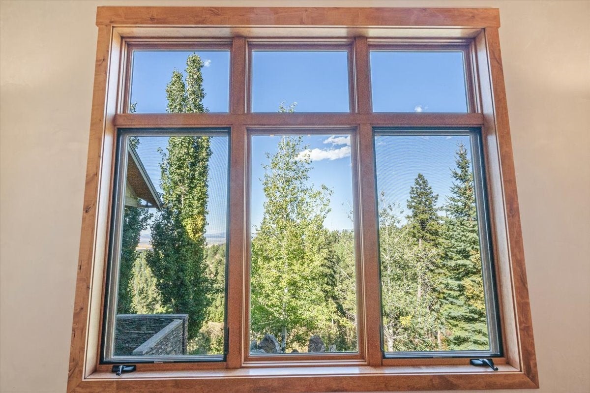 Clancy, Montana, 59634, United States, 6 Bedrooms Bedrooms, ,5 BathroomsBathrooms,Residential,For Sale,1873825