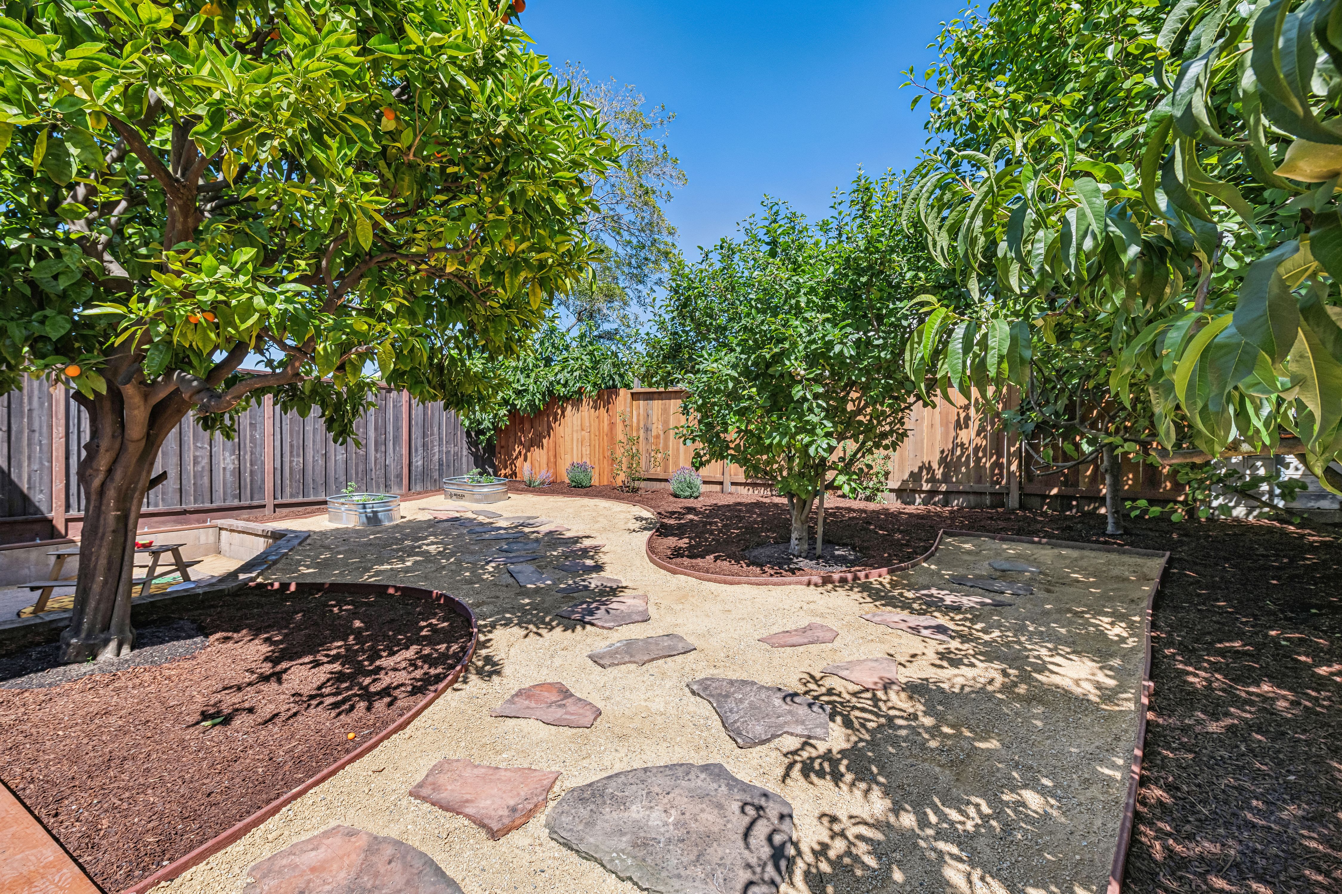  Exquisitely Renovated Craftsman in the Heart of Glenview - 物件實景