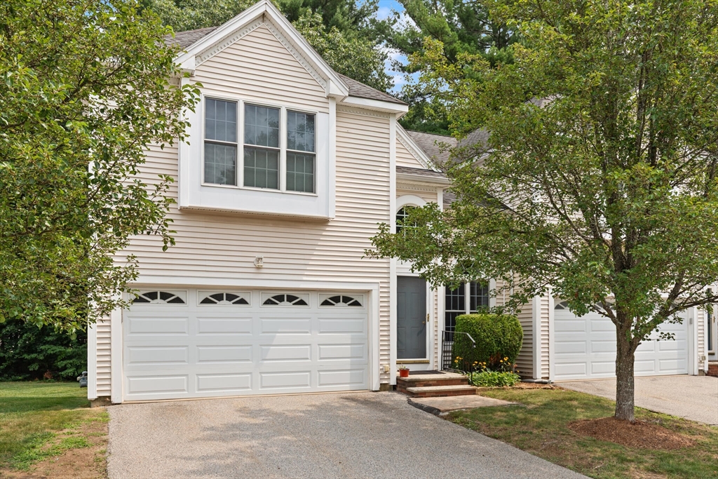 Upton, Massachusetts, 01568, United States, 3 Bedrooms Bedrooms, ,3 BathroomsBathrooms,Residential,For Sale,1912549