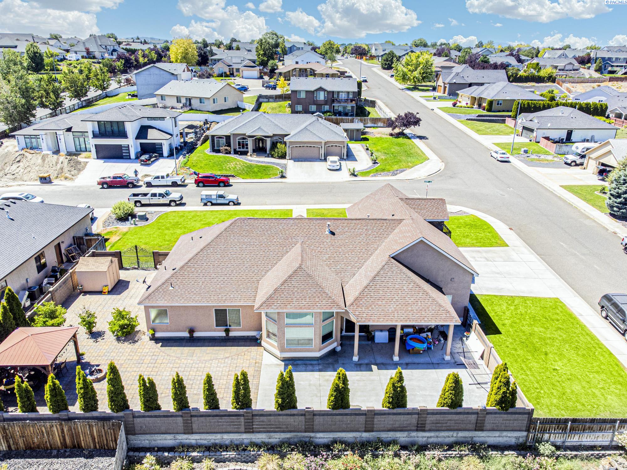 Pasco, Washington, 99301, United States, 4 Bedrooms Bedrooms, ,2 BathroomsBathrooms,Residential,For Sale,1826907