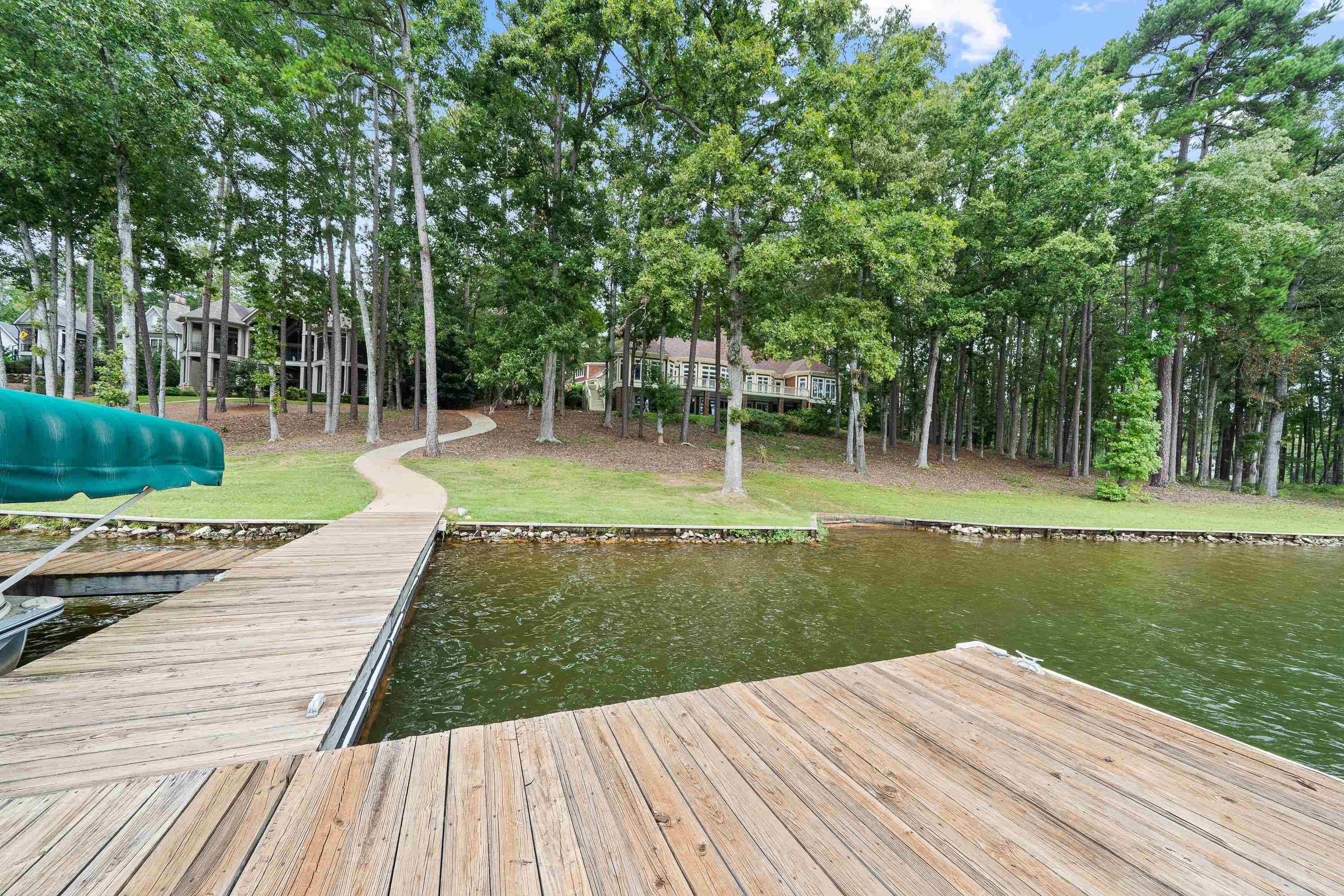 Greensboro, Georgia, 30642, United States, 7 Bedrooms Bedrooms, ,8 BathroomsBathrooms,Residential,For Sale,1984932