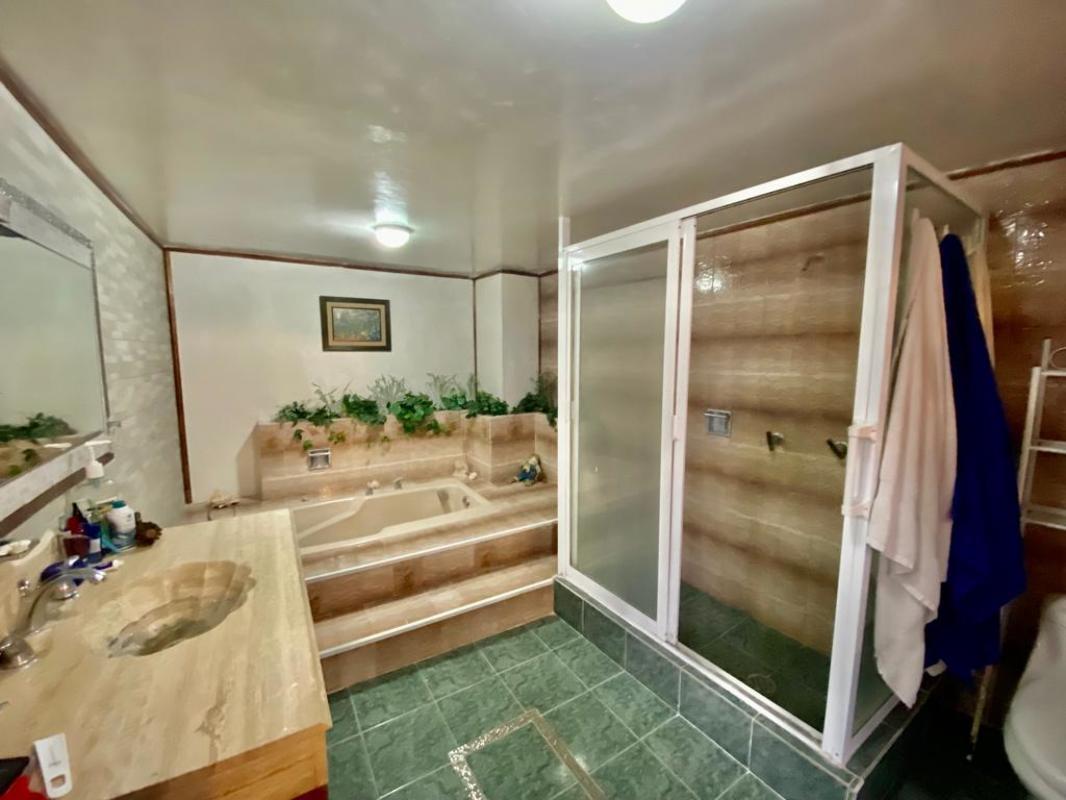 Lomas de San Mateo, Naucalpan de Juárez, Estado de México, 53227, Mexico, 4 Bedrooms Bedrooms, ,4 BathroomsBathrooms,Residential,For Sale,Lomas de San Mateo,1442481