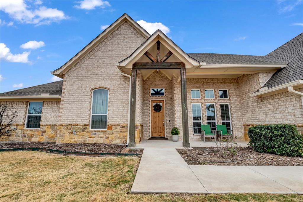 Weatherford, Texas, 76088, United States, 4 Bedrooms Bedrooms, ,3 BathroomsBathrooms,Residential,For Sale,2006084