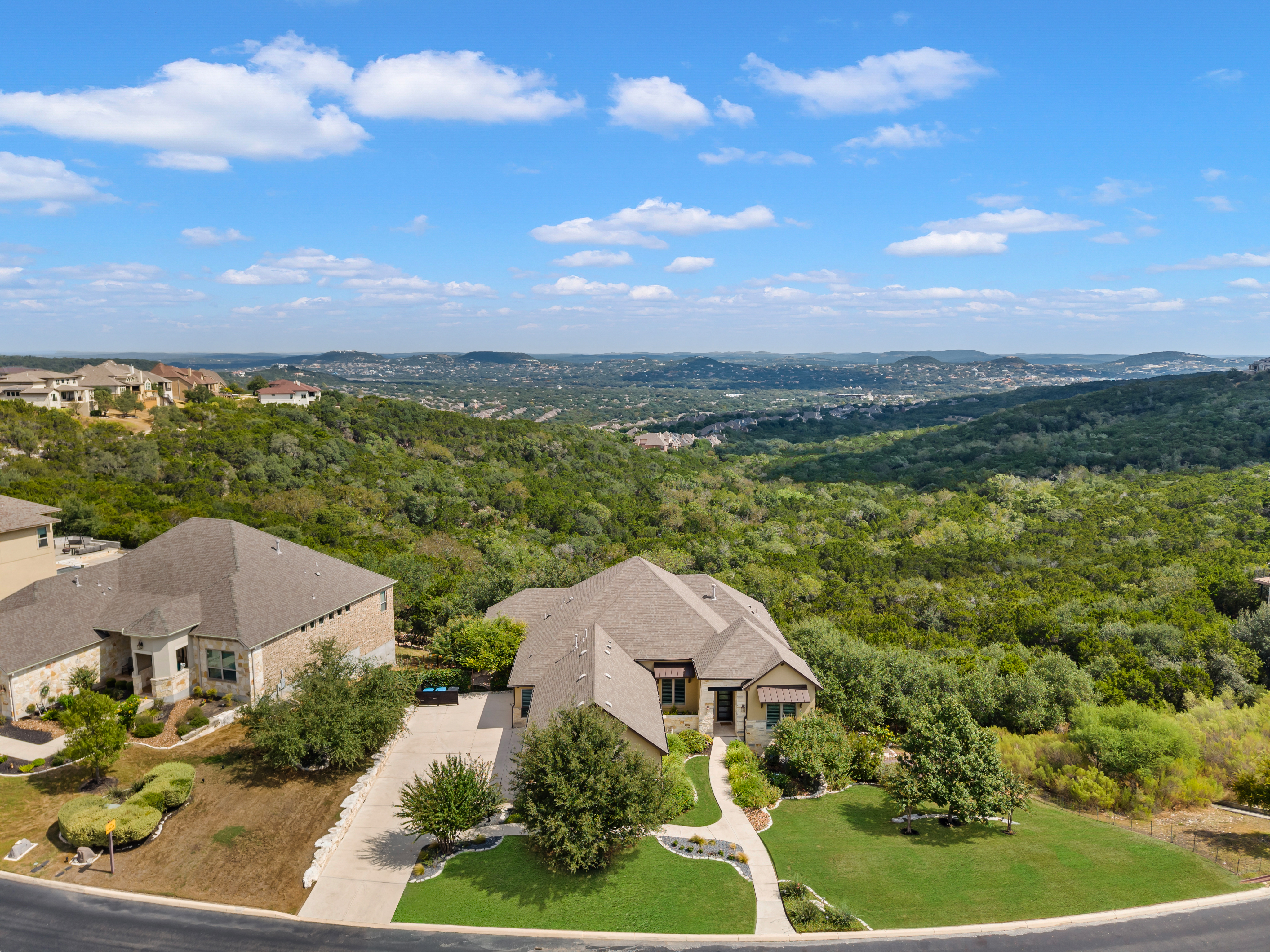  Single-Story Luxury Retreat in Stonewall Estates - 物件實景