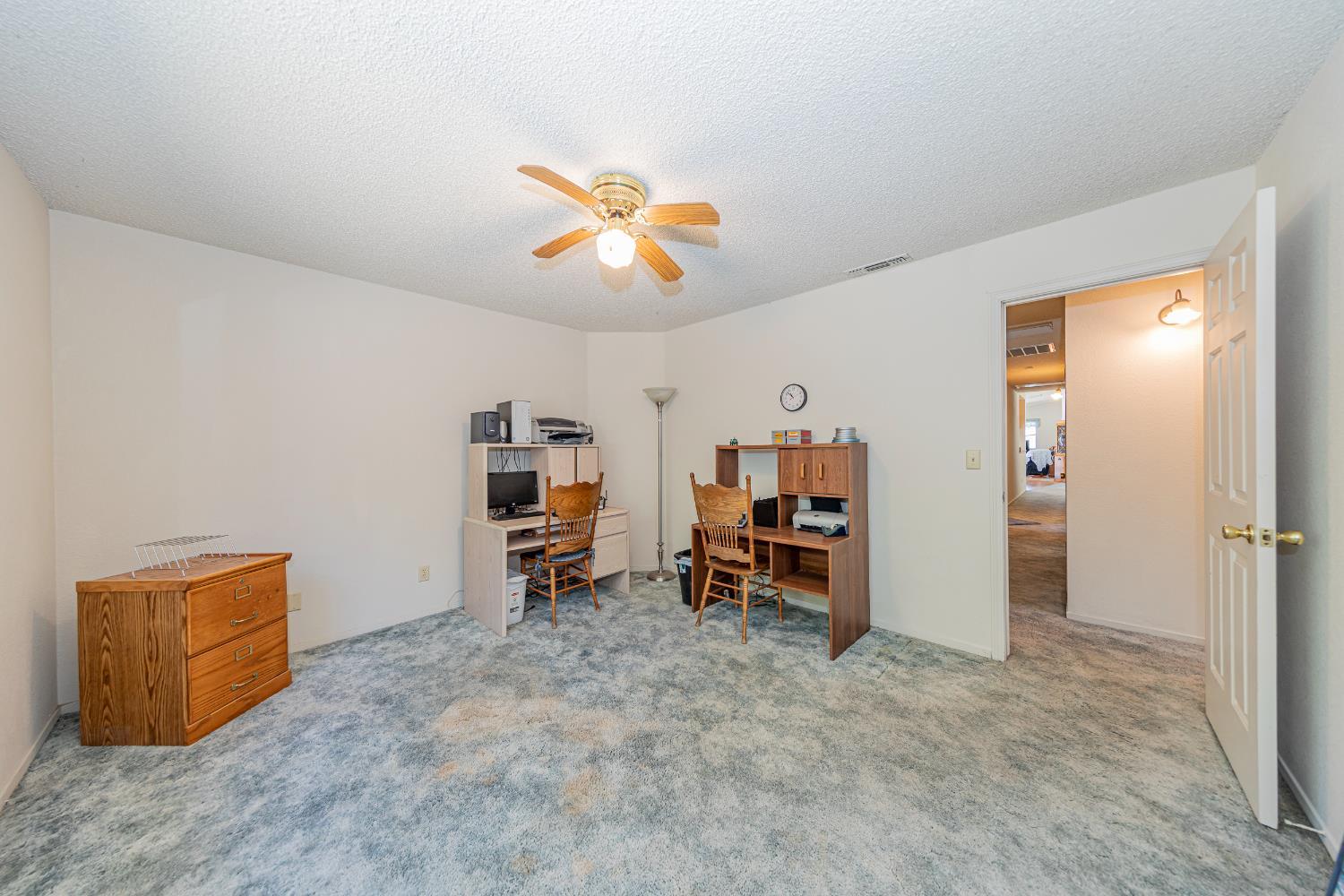 Oakhurst, California, 93644, United States, 4 Bedrooms Bedrooms, ,3 BathroomsBathrooms,Residential,For Sale,2005365