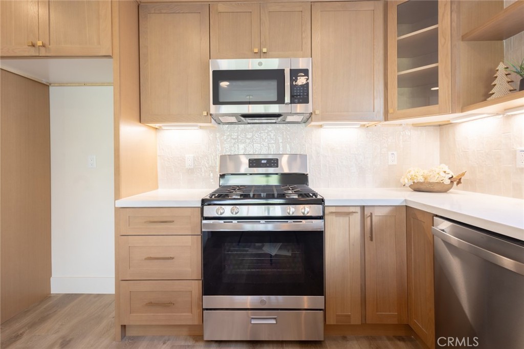 Mission Viejo, California, 92692, United States, 3 Bedrooms Bedrooms, ,2 BathroomsBathrooms,Residential,For Sale,1997044