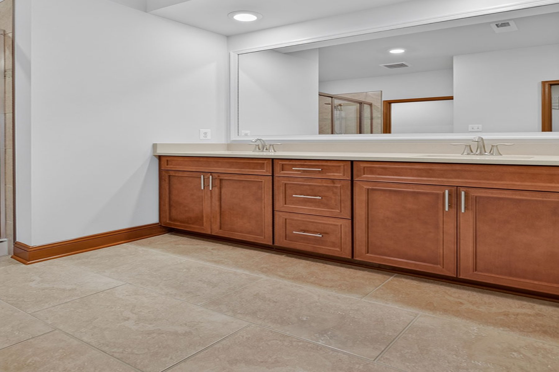  23134 Waggoner Ave - 物件實景