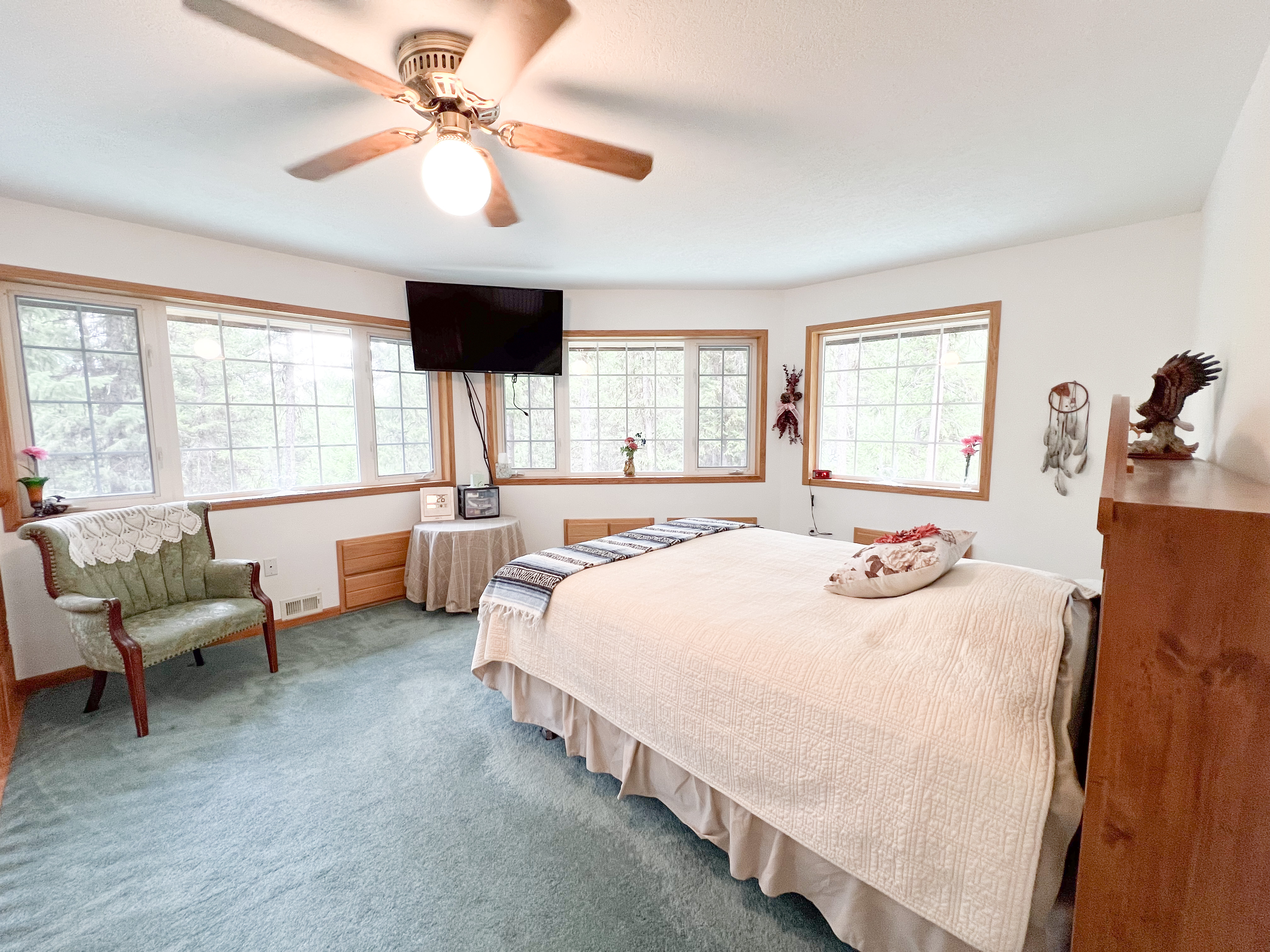 Republic, Washington, 99166, United States, 3 Bedrooms Bedrooms, ,3 BathroomsBathrooms,Residential,For Sale,1976903