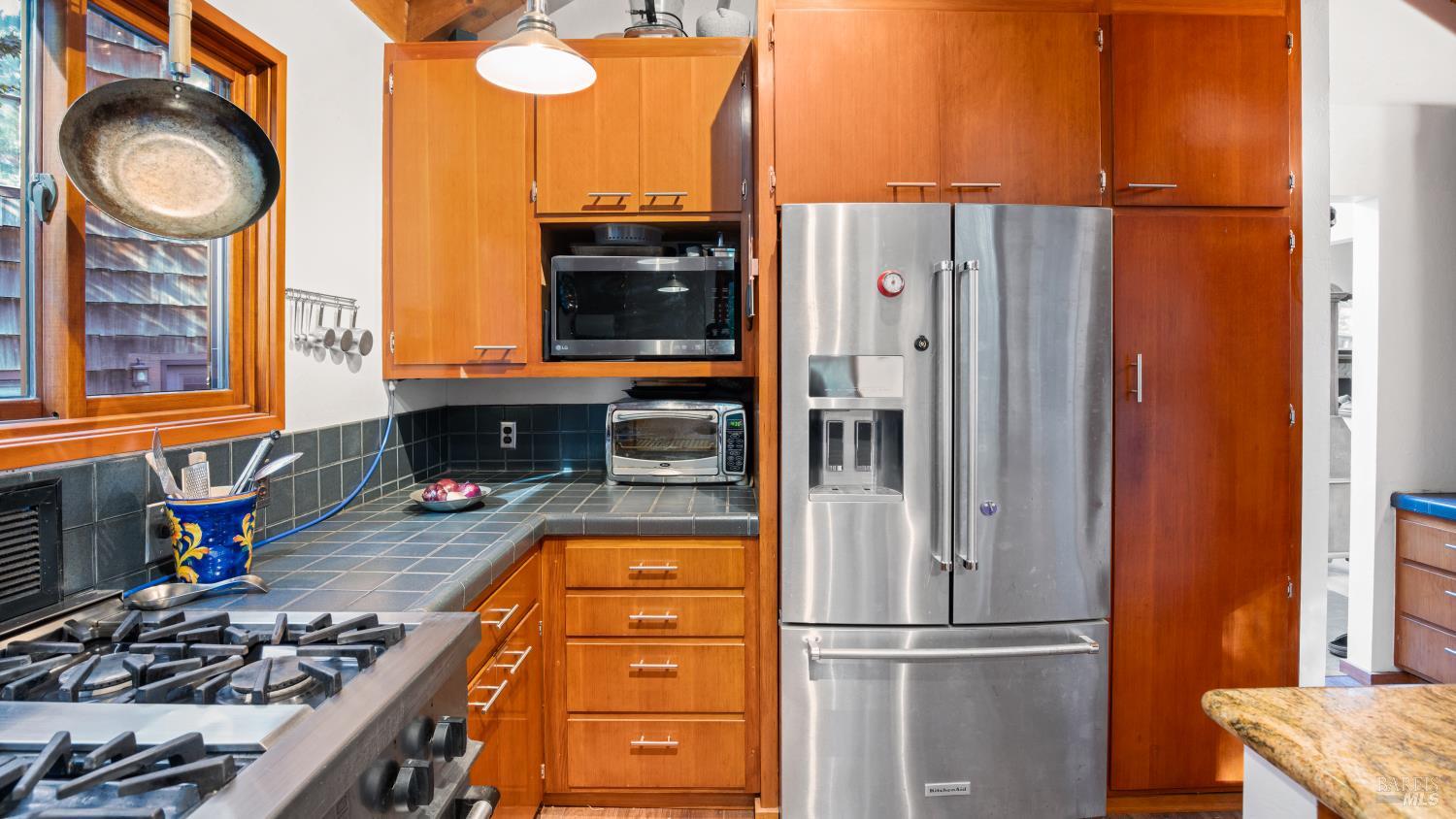 Woodacre, California, 94973, United States, 4 Bedrooms Bedrooms, ,5 BathroomsBathrooms,Residential,For Sale,1847127
