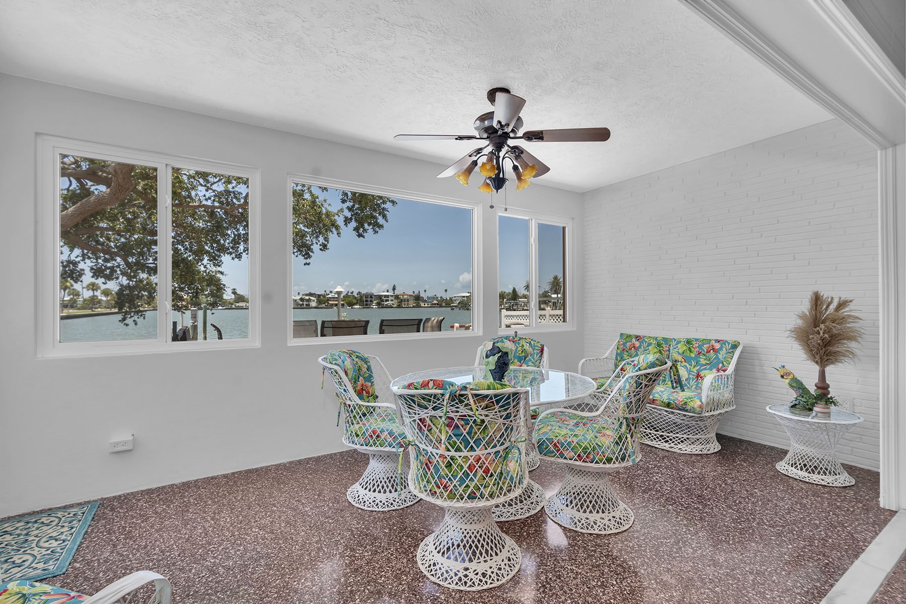  REDINGTON BEACH HOMES - 物件實景