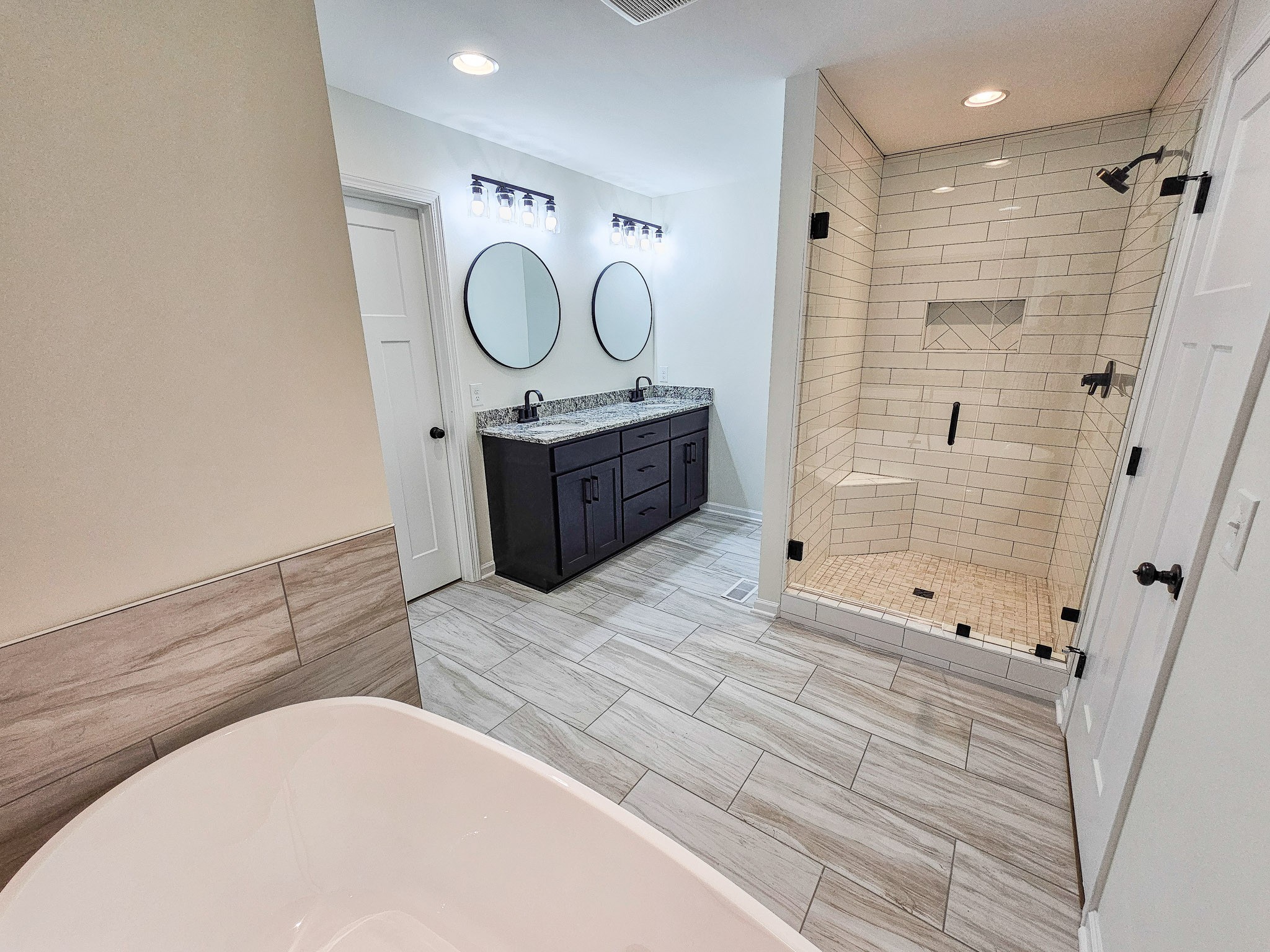 607 Apple Blossom Trl, Shelbyville, Tennessee, 37160, United States, 3 Bedrooms Bedrooms, ,2 BathroomsBathrooms,Residential,For Sale,607 Apple Blossom Trl,1652820